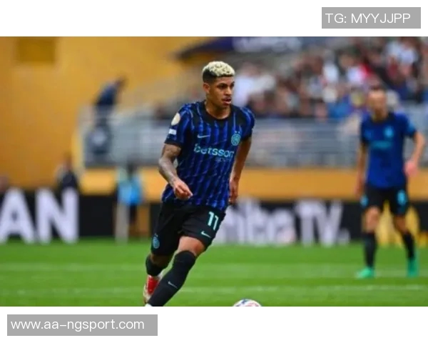 国米右路薄弱局面加剧路易斯恩里克被弃用引发关注